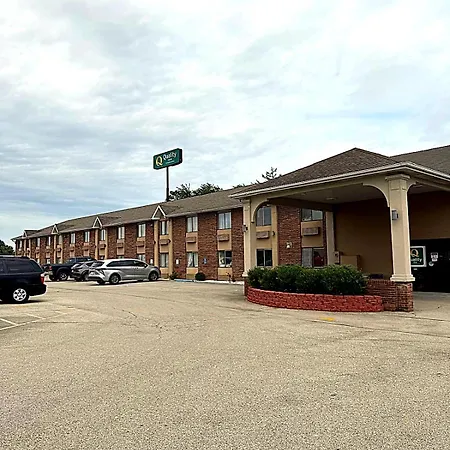 Quality Inn I-74 Batesville-3
