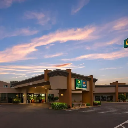 Quality Inn And Conference Center I-80 Grand Island-3