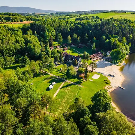 Zloty Potok Resort Oferta 2026 Domki Nad Jeziorem Zlotnickim Prywatna Plaza Camping Pokoje Tuz Przy Lesie Oraz Restauracja-3
