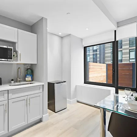 Global Luxury Suites At The Arches-2