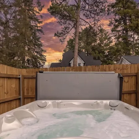 Spearfish Cottages-3