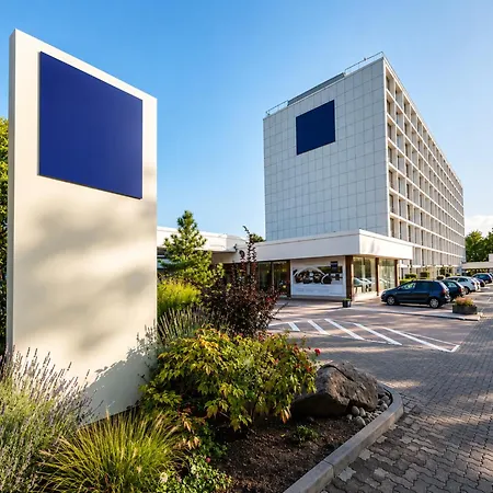 Main Taunus Zentrum Frankfurt Sulzbach By Sunday Hotels-3