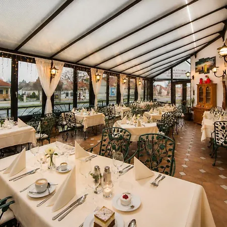 Hotel Piroska-3
