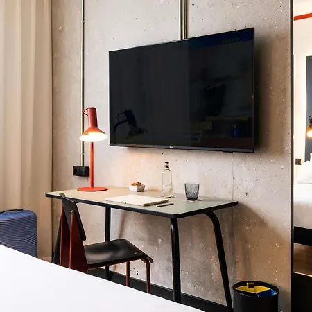 Ibis Styles Barcelona Sant Joan Despi-3