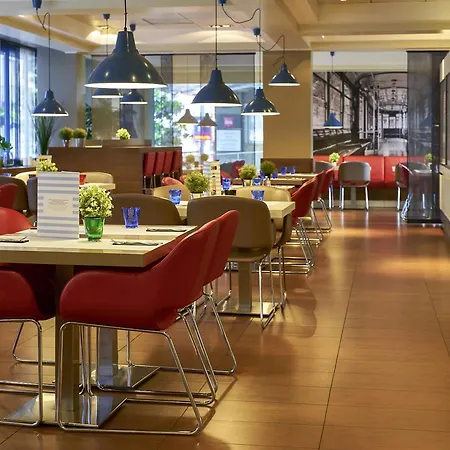 Ibis Milano Centro-3