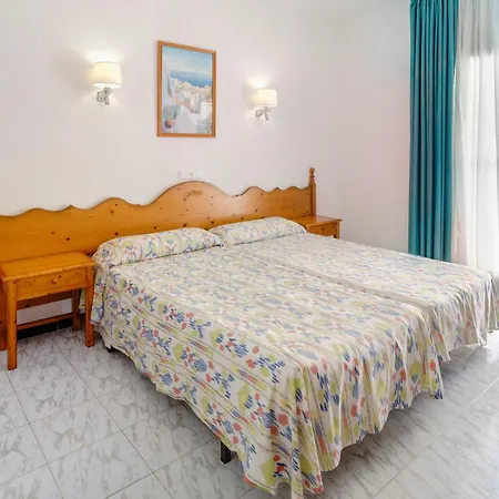 Hotel Amic Can Pastilla-3
