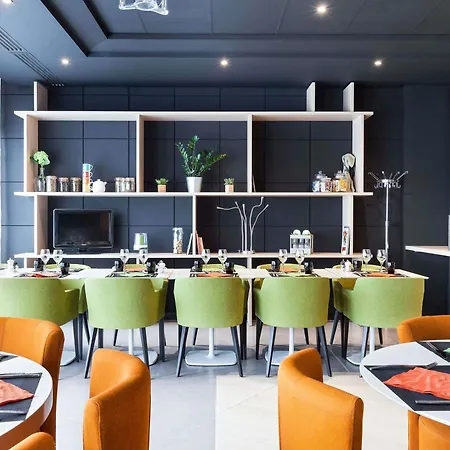 Novotel Tours Centre Gare-3