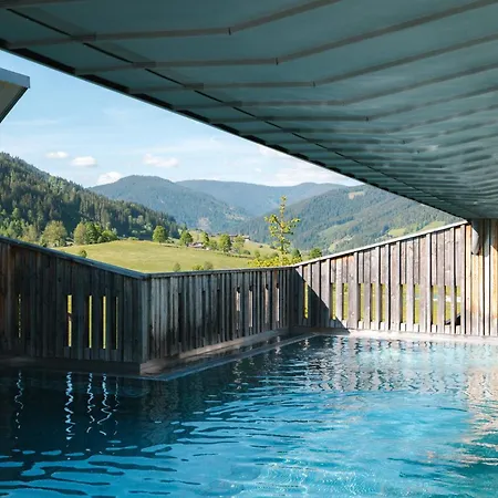 Familienhotel Felsenhof-2