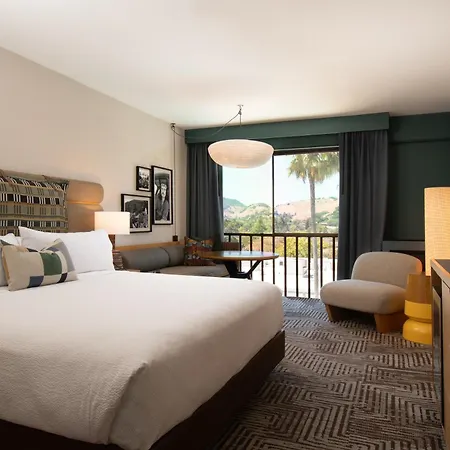 Marin Hilltop Hotel-3