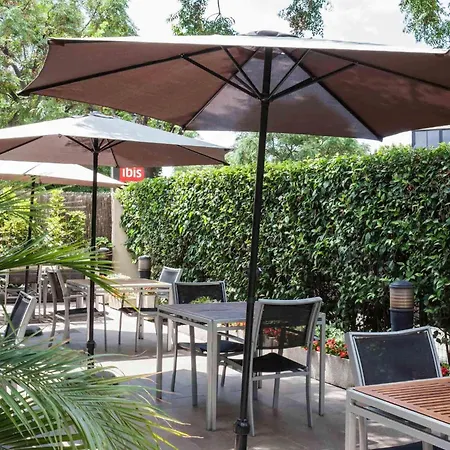Ibis Cornella-3