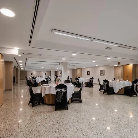 Hotel Crowne Plaza Madrid Airport-2