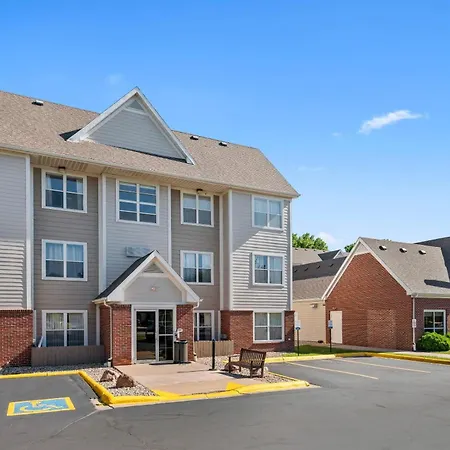Mainstay Suites Appleton Airport - Fox River Mall Area-2