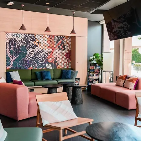 Ibis Martigues Centre-2