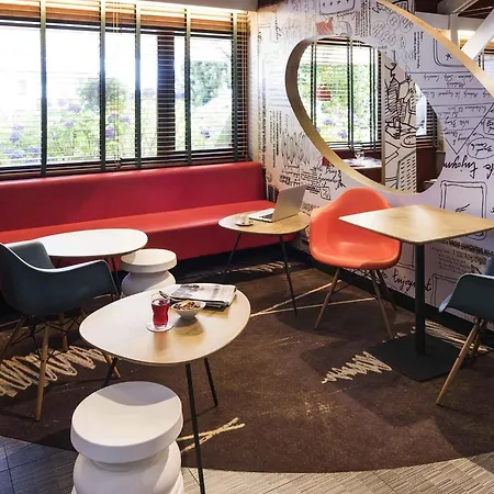 Ibis Montbeliard-3
