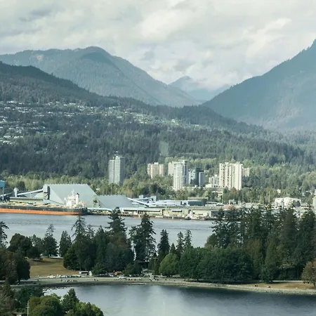 Vancouver Marriott Pinnacle Downtown Hotel-2