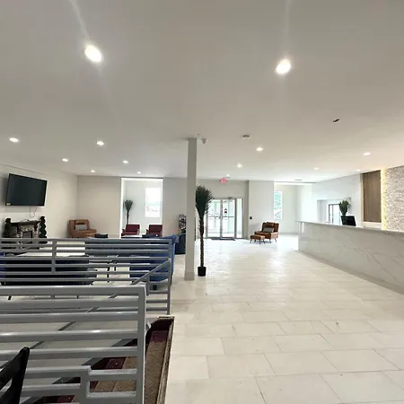 Baymont Inn & Suites By Wyndham Newton Ia-2