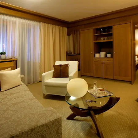Hotel Roessle Superior-3