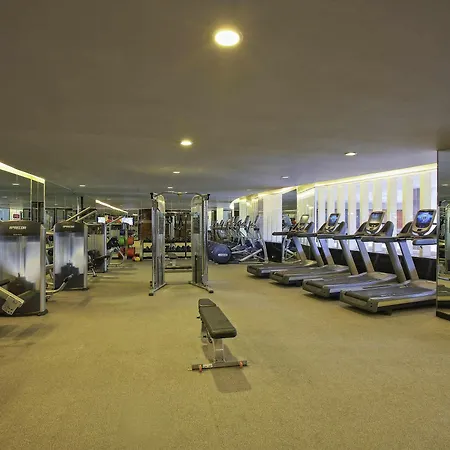 Novotel Kolkata Hotel And Residences-3