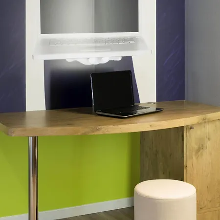 Hotel Ibis Budget Lyon Eurexpo --3