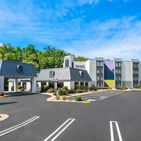 Spark By Hilton Staunton-3