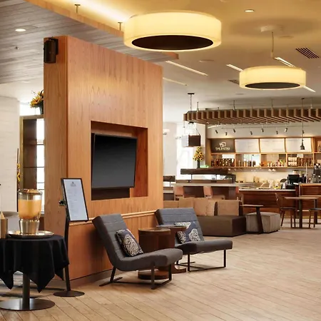 Courtyard By Marriott Erie Bayfront-2