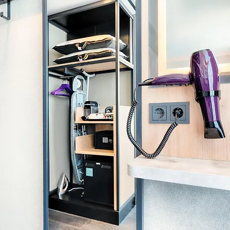 Premier Inn Freiburg City Nord-3