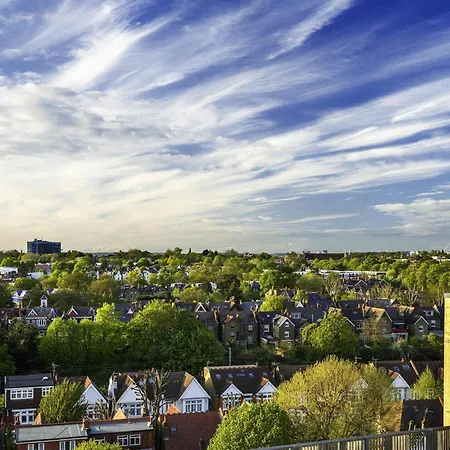 Ibis Styles London Ealing-3