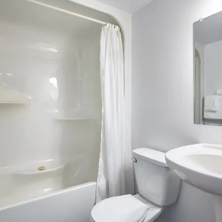 Motel Newstar Laval-3