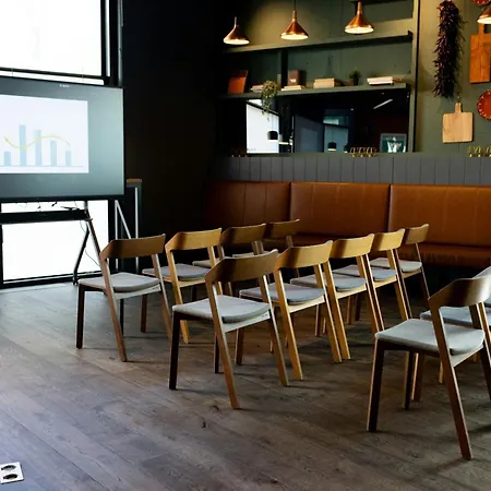 Moxy Brussels City Center-2