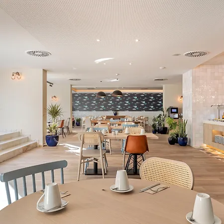 Crowne Plaza - Caparica Lisbon-2