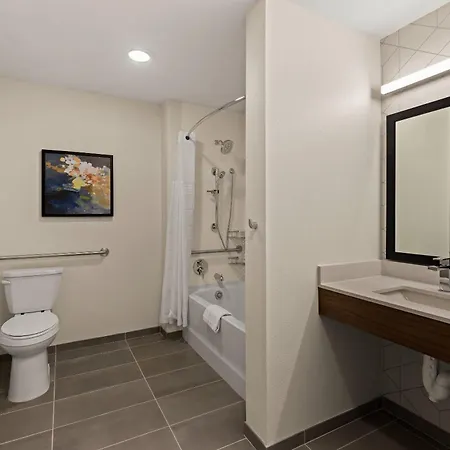 Everhome Suites Atlanta Newnan-3