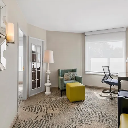 Roundhouse Suites-2
