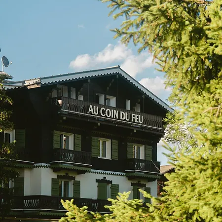 Au Coin Du Feu-3