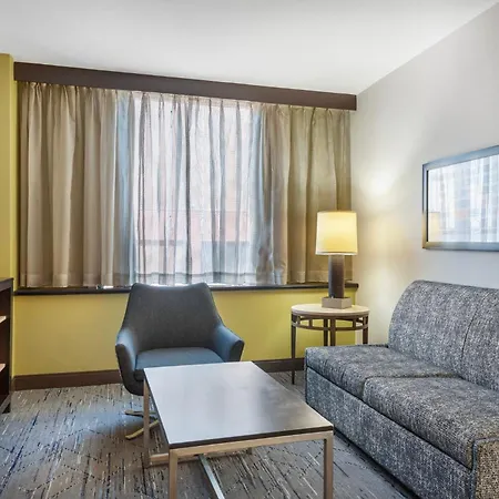 Holiday Inn Express Denver Downtown By Ihg-3