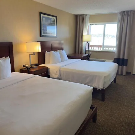 Comfort Inn On The Bay-3