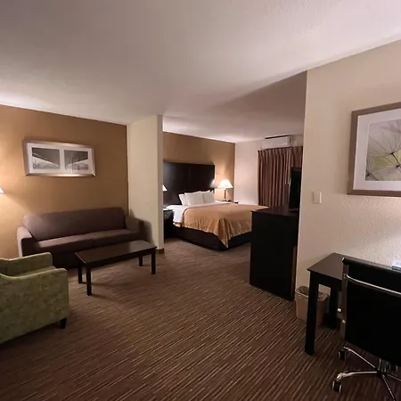Quality Inn & Suites Paragould-3