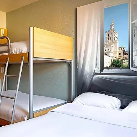 B&B Hotel Avignon 2-3
