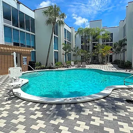 Tropical Palms Hotel-3
