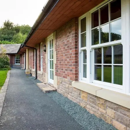 Caradoc Country Cottages-3