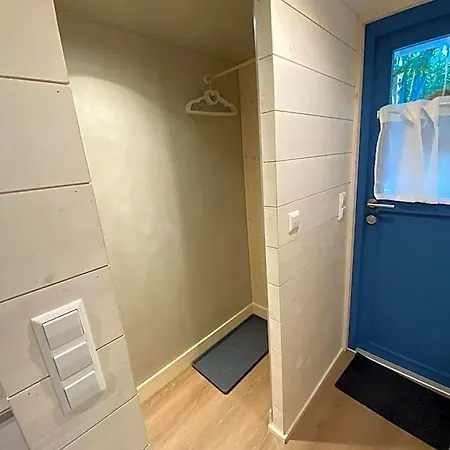 Tiny House Ems im PIER9 Tiny House Hotel-2