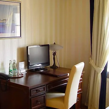 Hotel Altes Hafenhaus-3