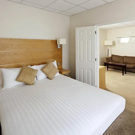 Mercure Hull Grange Park Hotel-2