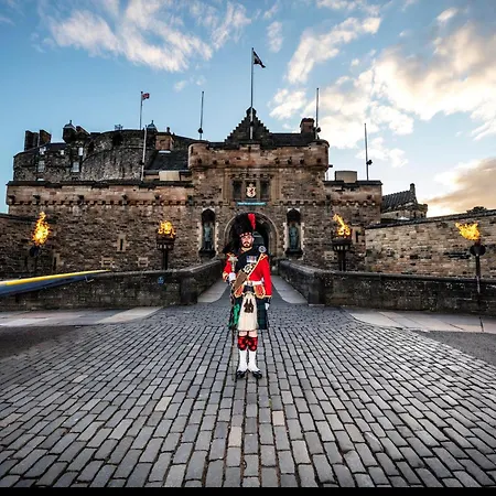 Holiday Inn Express Edinburgh - Leith Waterfront By Ihg-3