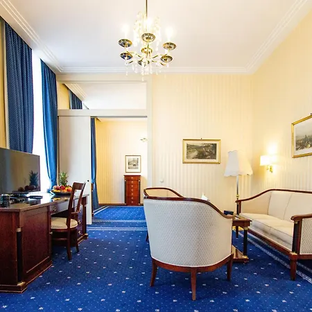 Hotel Ambassador-2