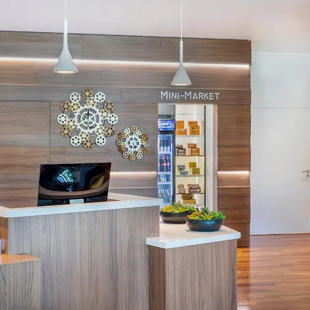 Hotel Frankfurt Messe, Affiliated By Melia-3