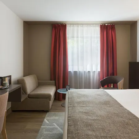Kyriad Hotel Strasbourg Lingolsheim-3
