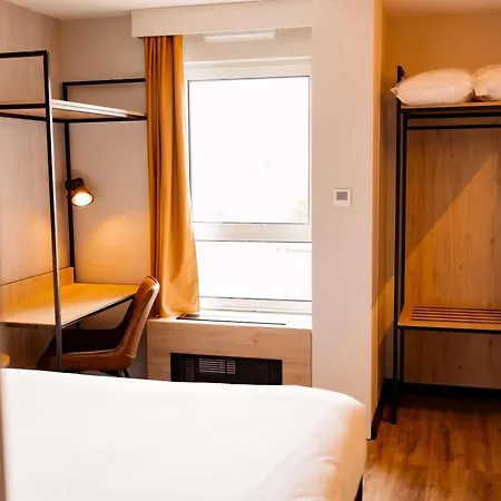 Ibis Clermont Ferrand A71 A75 La Meridienne-2