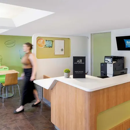 Ibis Budget Canberra-2