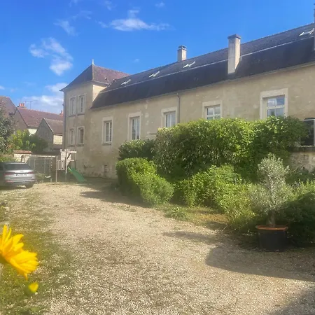 Logis Hostellerie Des Clos Et Restaurant Bistrot Des Grands Crus Et Maison De La Tour Chablis-3