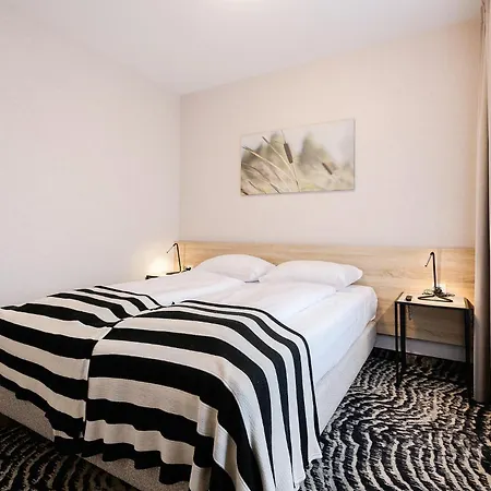 Hotel Port 110-2